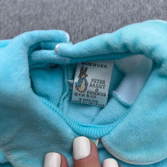 Vintage Peter Rabbit Velour One Piece Footed Outfit - Picture 6 of 7